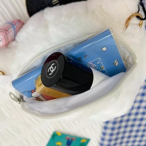 ✨NWT✨ Hello Kitty Sanrio Crossbody Purse Plush Handbag - Picture 7 of 9